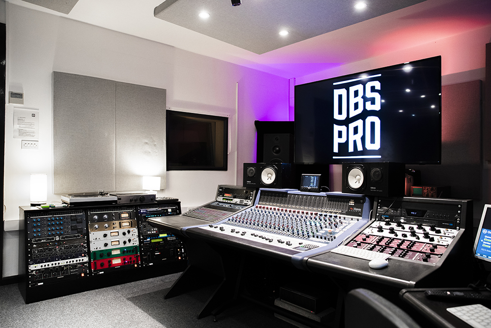 A guide to dBs' online music production degrees with Nick Lawson